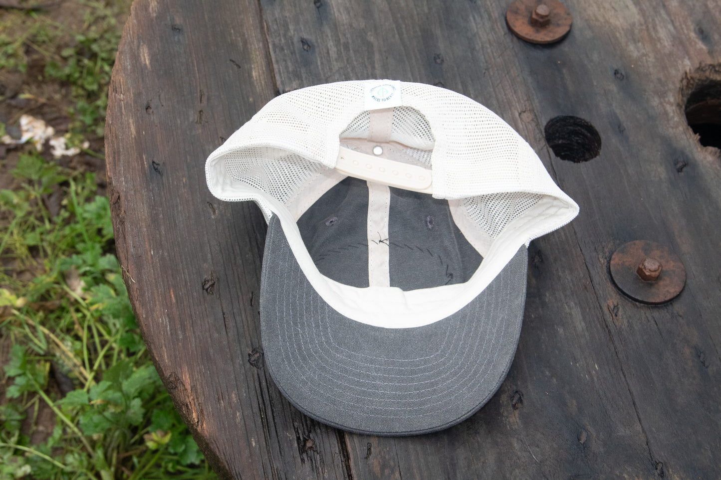 Keep Clam - Sportsman Truckers Caps