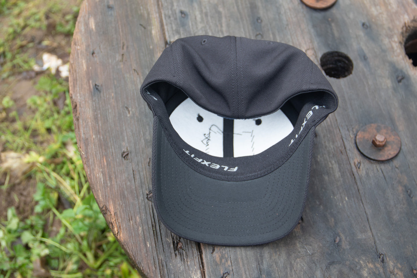 Sasquatch - Flex fit cap S/M